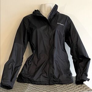 Columbia Omni-Tech waterproof Women's Black Jacket